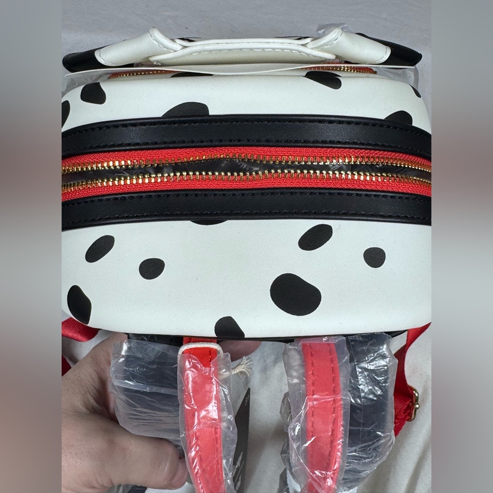 NWT Loungefly Disney 101 Dalmatians Pongo freckles mini Backpack - Picture 12 of 13